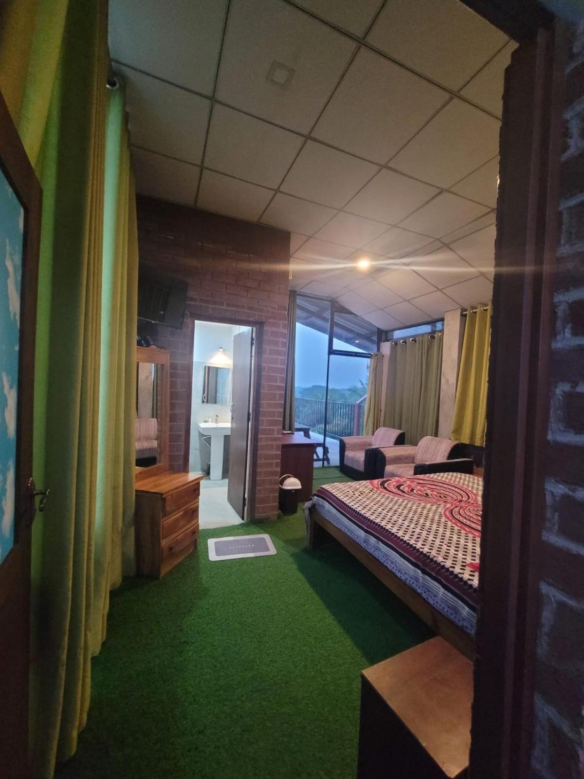 Ciel Star Anuradhapura Hotel ภายนอก รูปภาพ